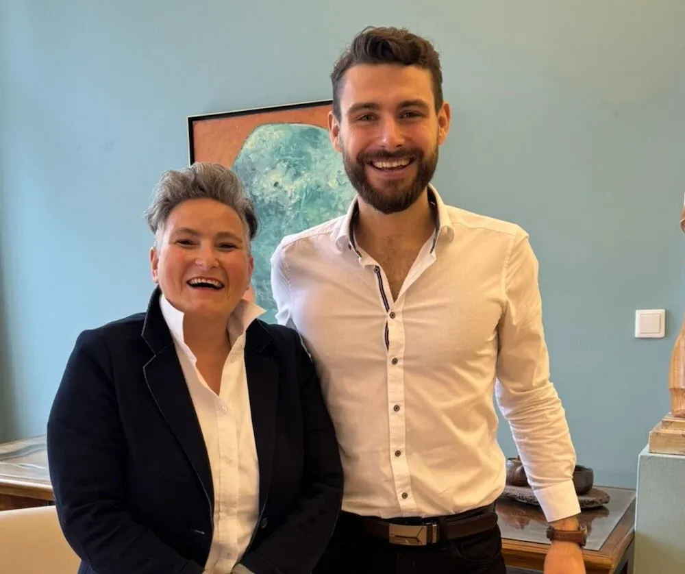 Matthias with a client